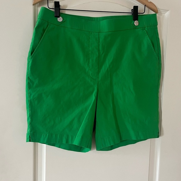 Rafaella designer Green Dress Shorts Summer Women’s size 12 - Picture 1 of 12